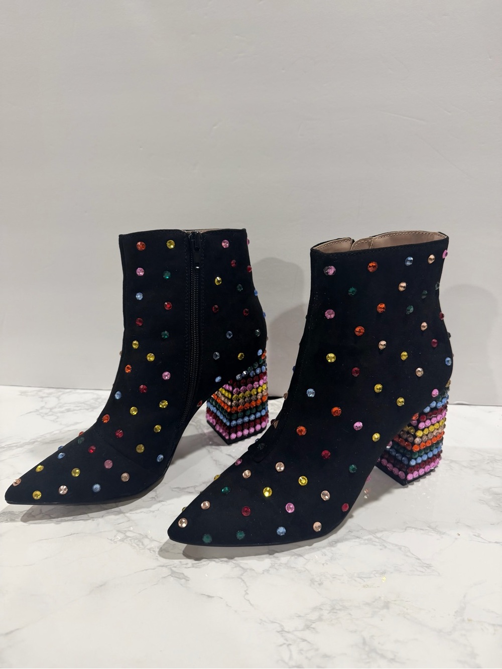 Betsy Johnson Women’s Kaydence Jeweled Ankle Boots size 6 (sku H)